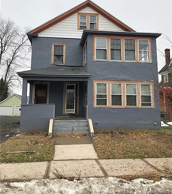 2nd image of 406 Burnside Ave