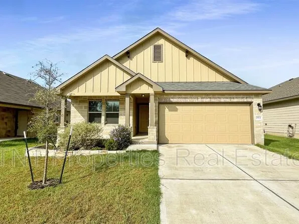1921 Cartwright St, Bryan, TX 77807