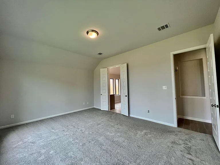1351 Park Path Dr — Photo 5