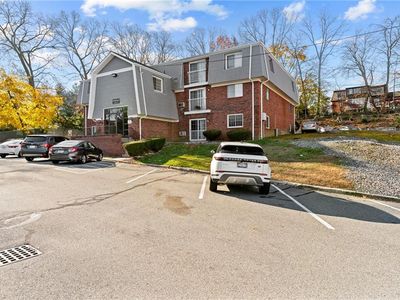 300 Smithfield Rd APT 4, North Providence, RI, 02904