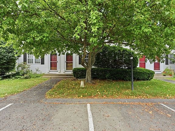 4th image of 1302 Federal St #15