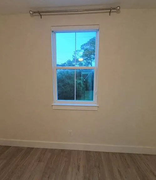 405 B St — Photo 15