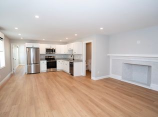 29 Pleasant St #101, Saco, ME 04072