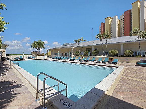 5th image of 2640 Lake Shore Dr Unit 616