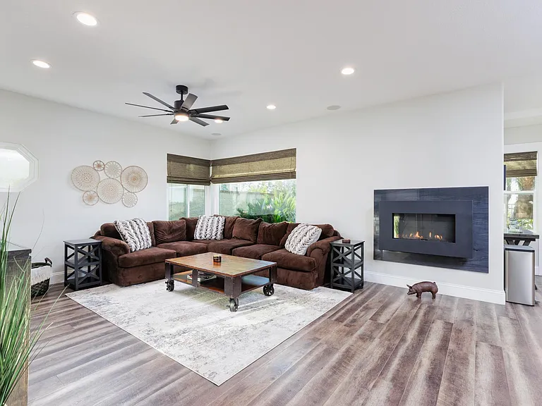 22501 Birchcrest — Photo 11