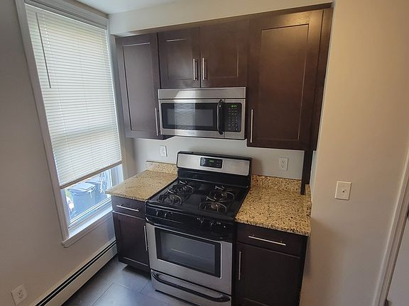 2nd image of 380 3rd St
