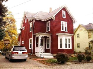 86 Floral St #3, Newton, MA 02461