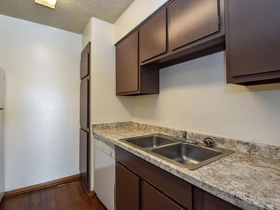 5th image of 5252 Twin City Hwy APT 409