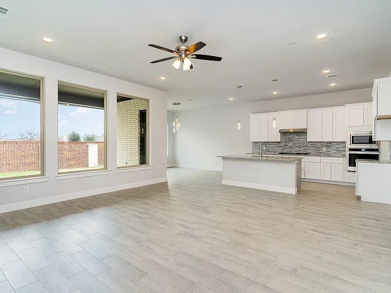 5209 Noble Ln — Photo 5