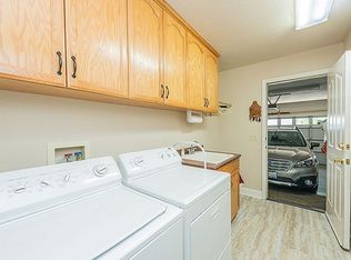 2045 Princeton Way, Redding, CA 96003