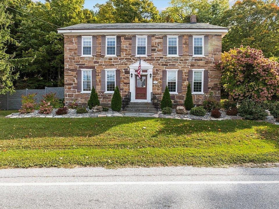 1st image of 383 St. Albans Road