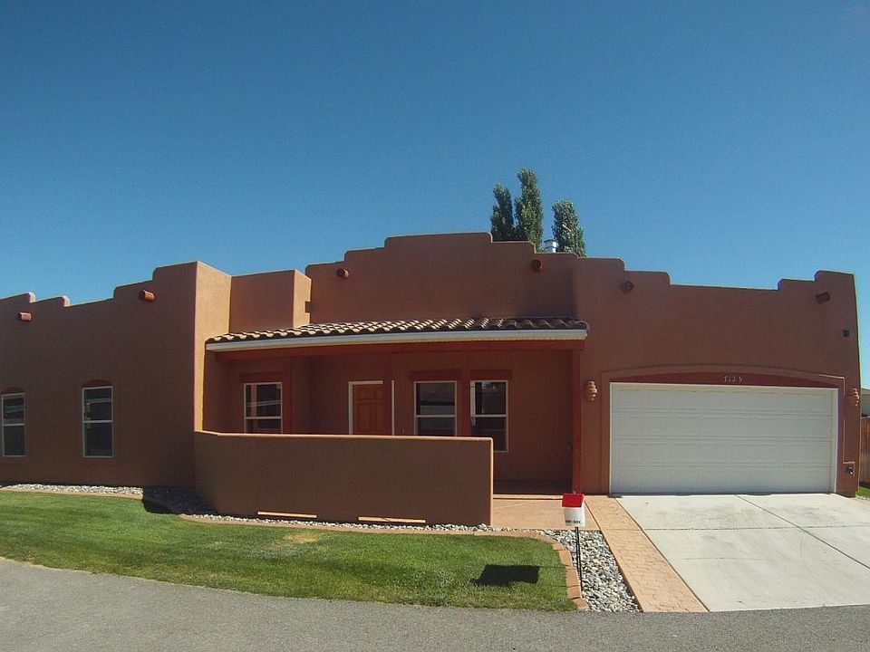 Front View - 712.5 Spanish Trails Drive