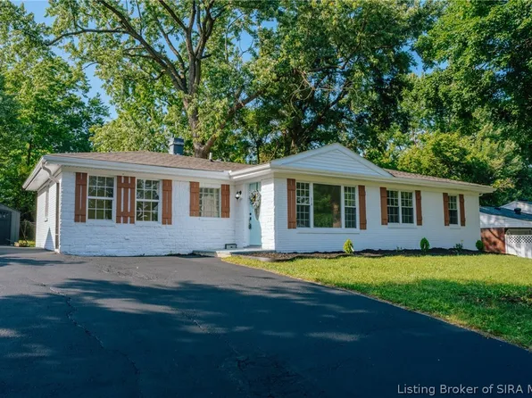 518 Eastside Avenue, Sellersburg, IN 47172