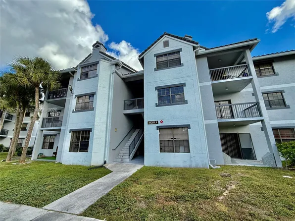 11211 W Atlantic Blvd APT 201, Pompano Beach, FL 33071