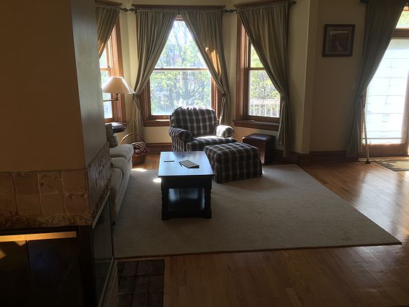 5th image of 3639 N Lakewood Ave #2