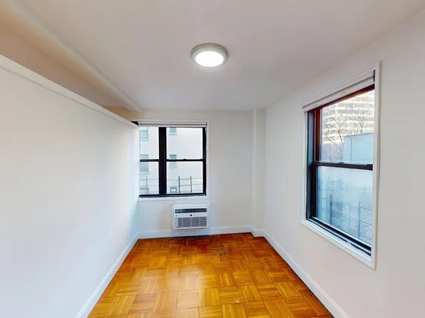 141 East 89th Street image 11 of 17