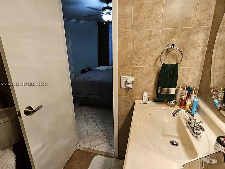 212 Lake Pointe Dr #113 — Photo 60