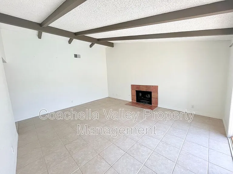 76716 New York Ave — Photo 4