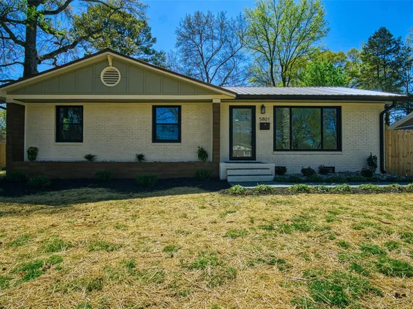 5801 Amberly Ln, Charlotte, NC 28213