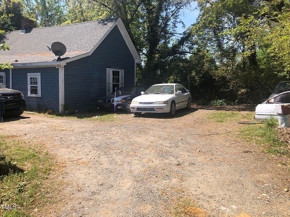 2nd image of 1111 Gillette Ave