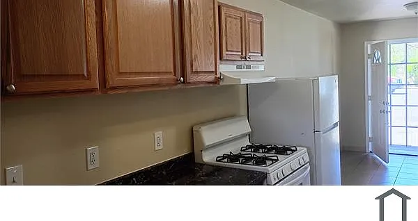 13052 Harding Ave #5 — Photo 5