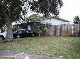 4th image of 6400 NW 30th St
