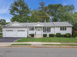 32 Michael Dr, Wayne, NJ 07470