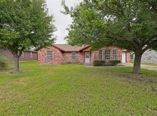1009 Enlow Cir, Commerce, TX 75428