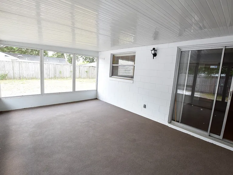 3340 Alena Ct — Photo 17