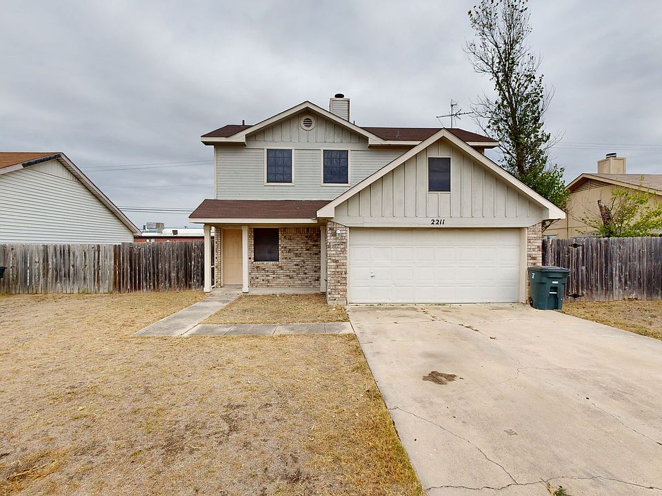 1st image of 2211 Hilltop Loop