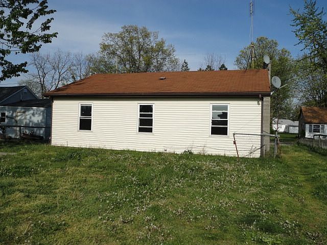 2nd image of 619 Temple St #Stw3-p17