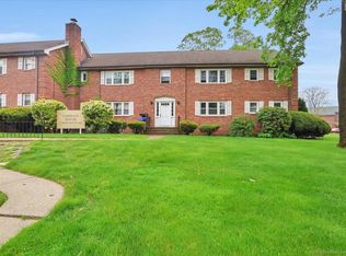 450 E Center St APT 2, Manchester, CT 06040