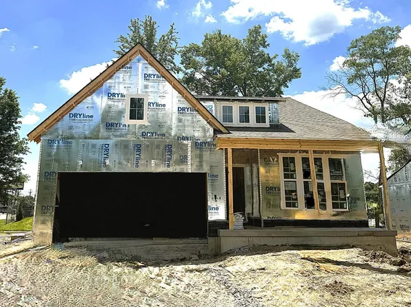 1203 Buxton Oaks Dr, Amelia, OH 45102