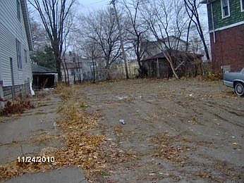 1st image of 17140 Arlington St