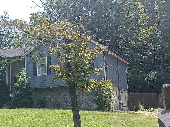 2nd image of 3207 Plymouth Rock Dr