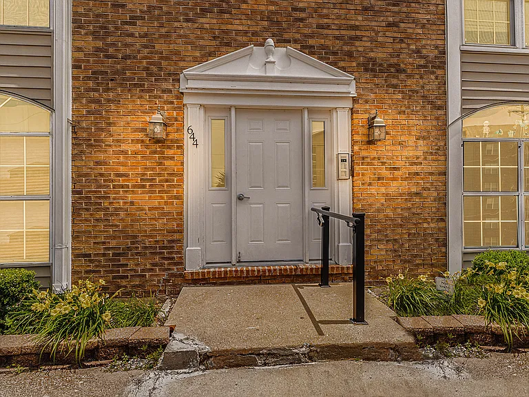 644 Green Jade Dr #E — Photo 21
