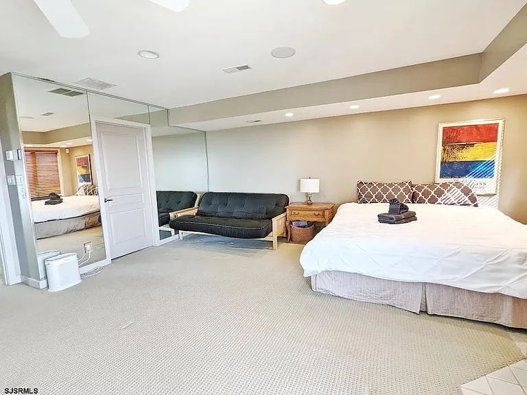4501 Boardwalk #B — Photo 23