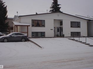 5129 46th St, Barrhead, AB T7N1H8