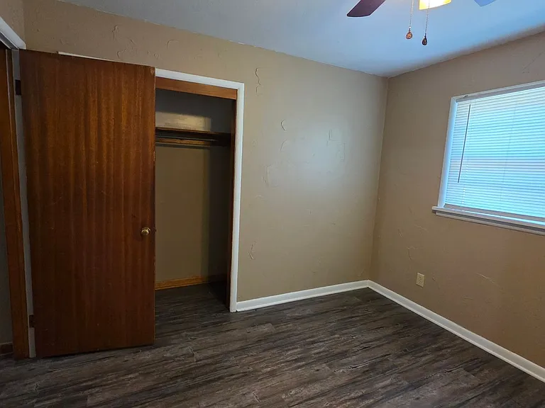 1216 NW 84th St — Photo 33