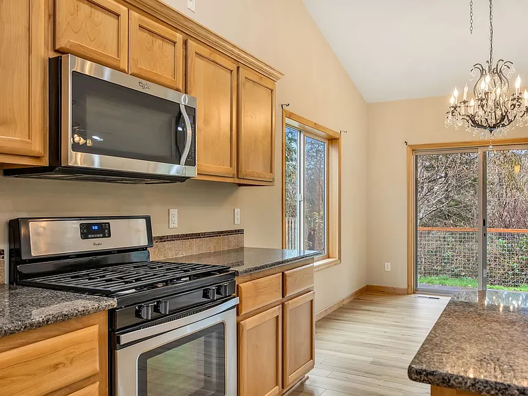 1730 Pacific Ridge Ln — Photo 17