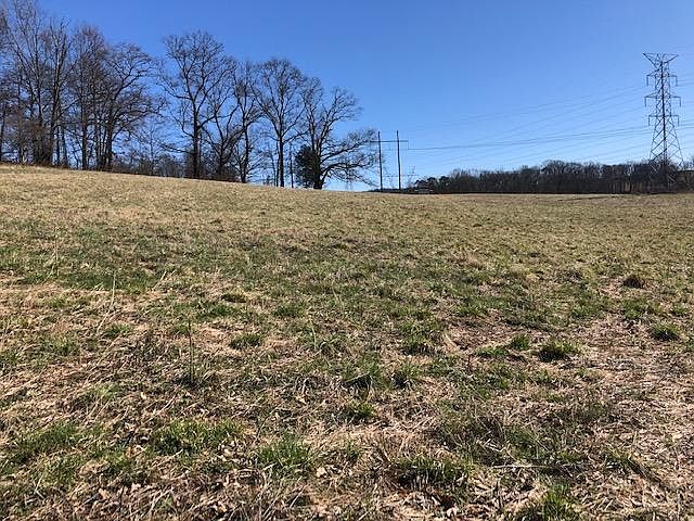 2nd image of 388 Clark Rd