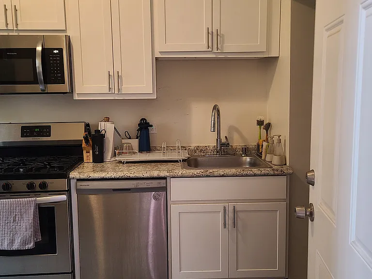 2455 N Ridgeway Ave #1 — Photo 6