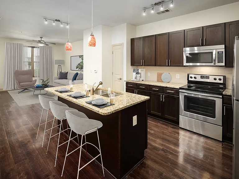 1377 Brookhaven Apartments — Photo 6