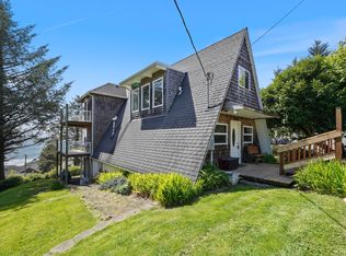 1520 Hillcrest Ave, Oceanside, OR 97134