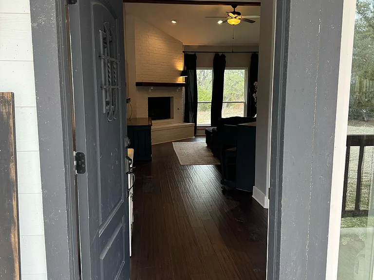 914 Bear Springs Trl — Photo 21