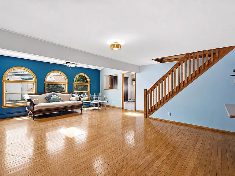 12 Cable Ln — Photo 2
