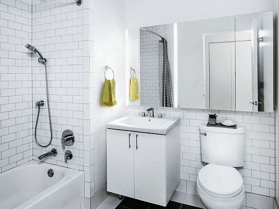 5th image of 70 Pine St APT 4503