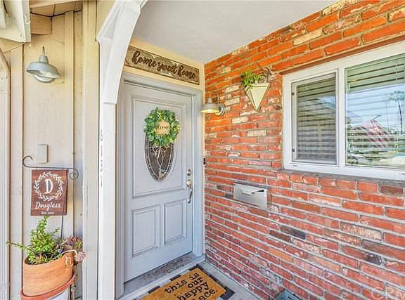 4th image of 6131 Acacia Ave