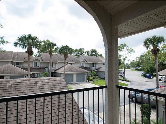 5th image of 173 Crown Point Cir #173
