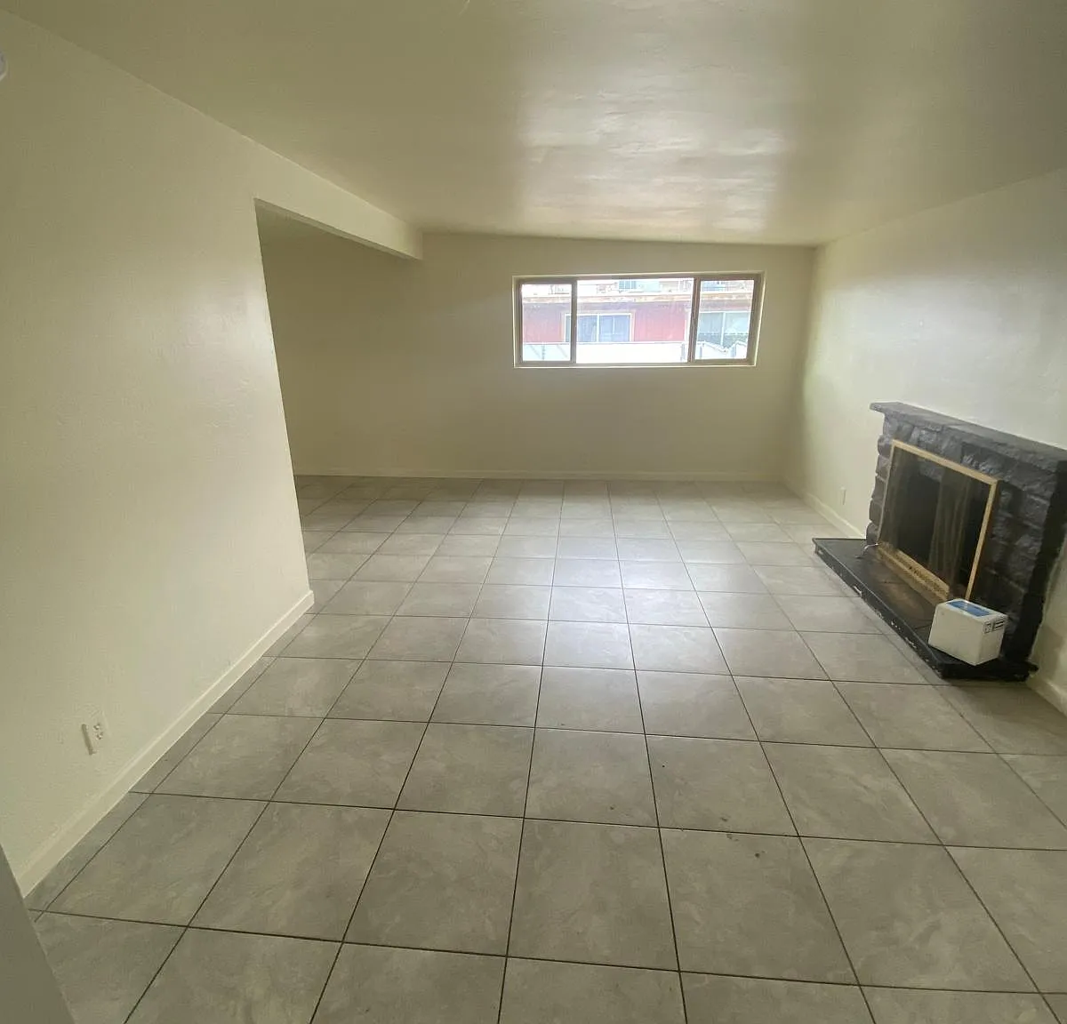 4 bed, 1643 sqft, $2,200 — Photo 4